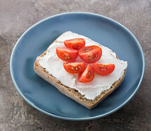 Сыр, чеснок, помидор