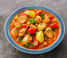 Рагу Минни с курицей и томатами