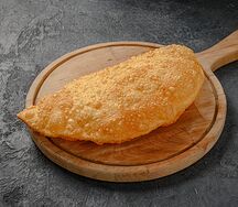 Чебурек с сыром