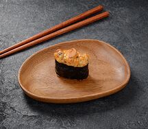 Запеченные суши с угрем