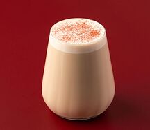 Раф Фисташковый тарт с рикоттой и клюквой