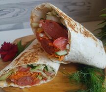 Супер хот-дог в лаваше