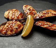 Мидии в створке запеченные