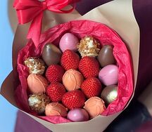 Букет из клубники в шоколаде Осеннее настроение S