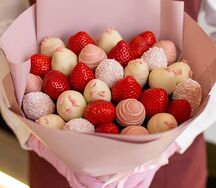 Букет из клубники в шоколаде Токио М