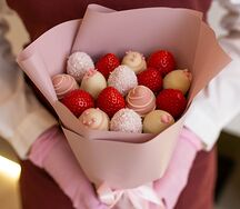 Букет из клубники Токио S