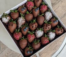 Клубника в шоколаде Молочное чудо