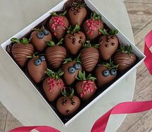 Клубника в шоколаде Молочное чудо 16 ягод