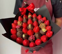 Букет из клубники в шоколаде Магия ночи М