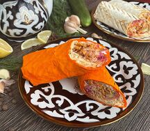 Шаурма в сырном лаваше