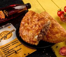 Чебурек с мраморной говядиной