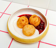 Сырники-бомбочки "Вишневый пирог"