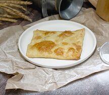 Хачапури с сырной начинкой