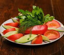 Ассорти свежих овощей