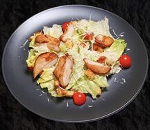 Цезарь с курицей