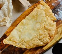 Чебурек с начинкой на выбор
