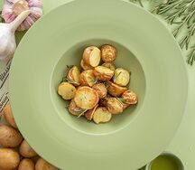 Картофель стоун, запеченный с розмарином