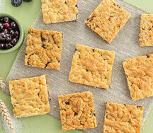 Полоска с черной смородиной