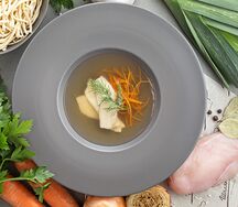 Суп куриный с лапшой