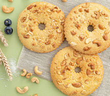 Песочное кольцо с орехами