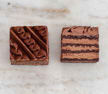 Шоколадное пирожное