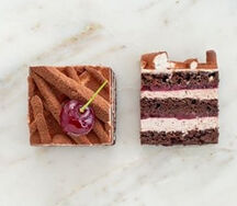 Пирожное с вишней веган