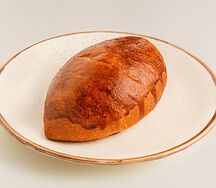 Пирожок с яблоком