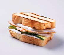 Панини с пастрами из индейки