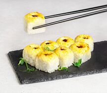 Запеченный сырный с нежной курочкой