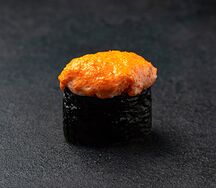 Запеченный гункан с лососем