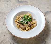 Феттуччине с телятиной