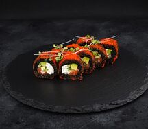 Калифорния Black с лососем