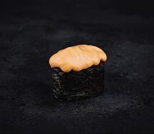 Гункан с крабом