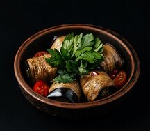 Рулетики из баклажанов