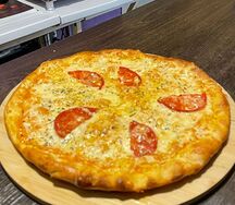 Пицца с сыром