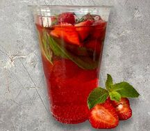 Клубничный коктейль