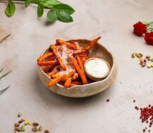 Батат фри с соусом айоли