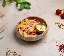 Картофель фри с сырным соусом