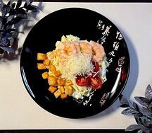 Цезарь с тигровой креветкой