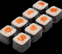 Мини-ролл с лососем