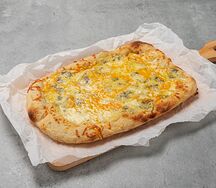 Римская пицца Четыре сыра