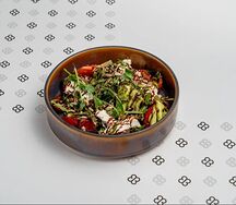 Томаты со страчателлой и соусом панцанелла