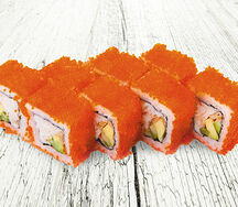 Ролл Калифорния с крабом