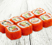 Ролл Калифорния с лососем