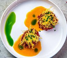 Тартар из говядины с картофелем пай