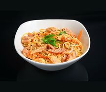 Wok с копченостями в соусе Спайси