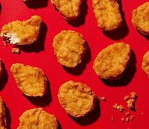 Куриные наггетсы S и сырный соус