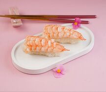 Суши с креветкой
