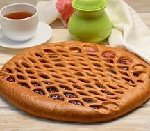 Пирог с вишней и шоколадом