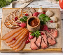 Мясная нарезка